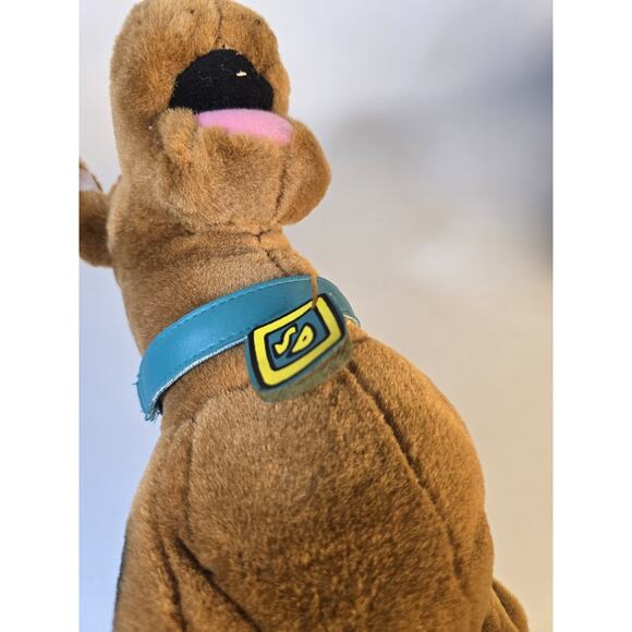 Cartoon Network Scooby Doo 12" Plush Sitting Stuffed Animal 2000 - Picture 8 of 11